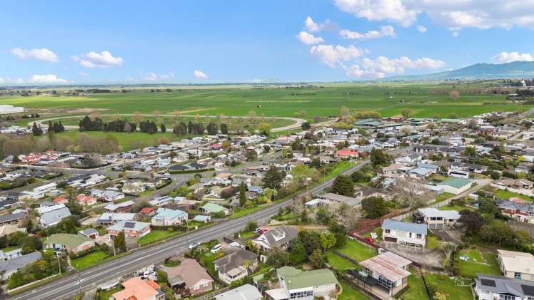 106 Tuhikaramea Road_5