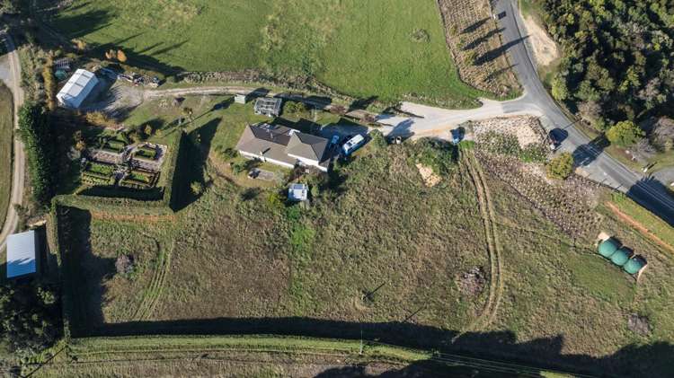 17 Bronte Road East Tasman_11