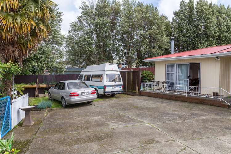 8 Hartgill Crescent Dannevirke_22