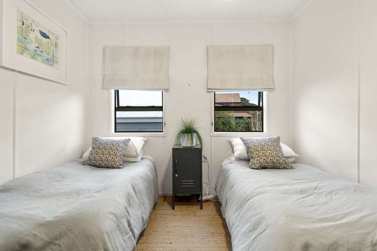 2 Ridge Road Oneroa_11