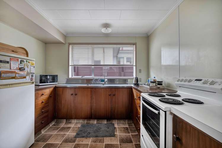 1 & 3 Surrey Street Hawera_21