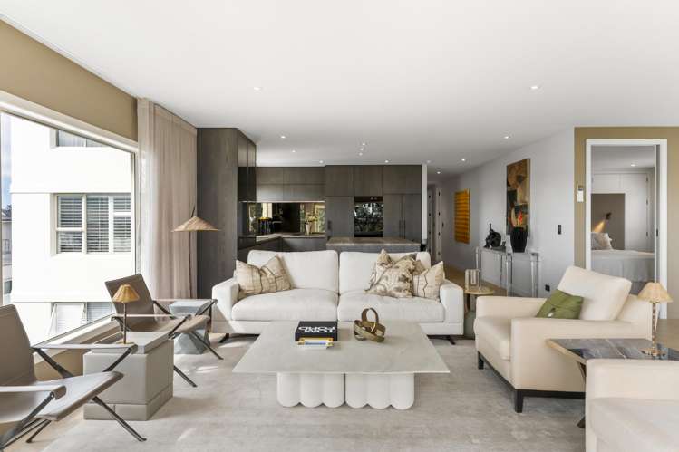 3/2 Crescent Road_2