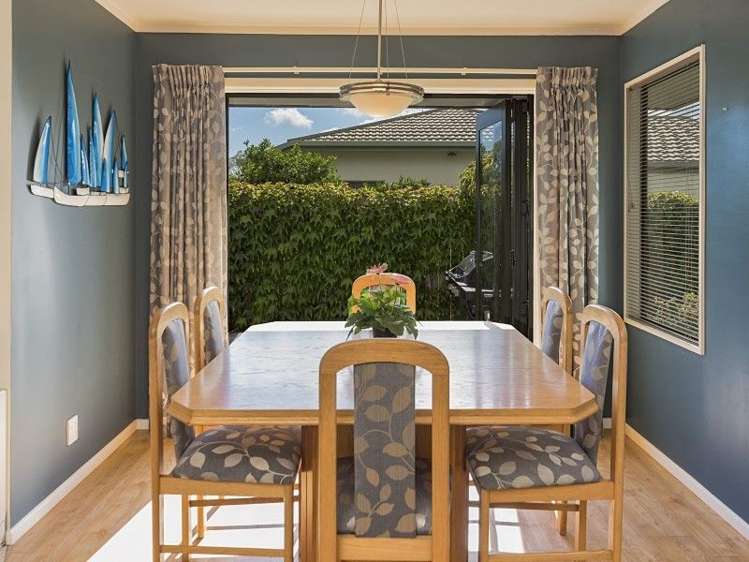 72 Kingsford Drive Stoke_7