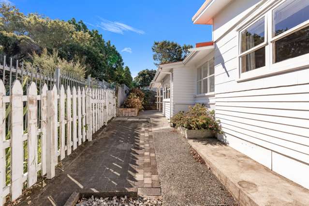 21 St Leonards Road Kelston_3
