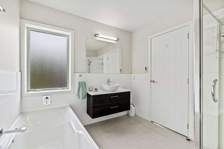 61 Panorama Heights Orewa_33