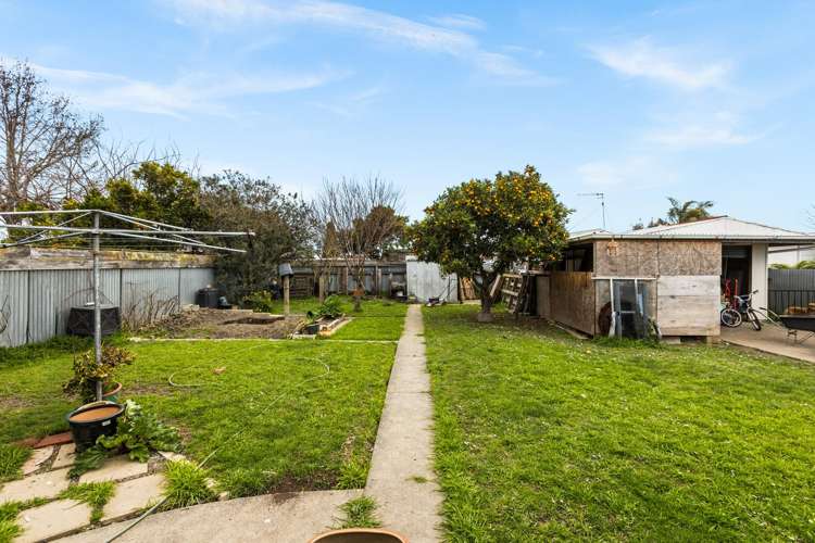 24 Bill Hercock Street Pirimai_15