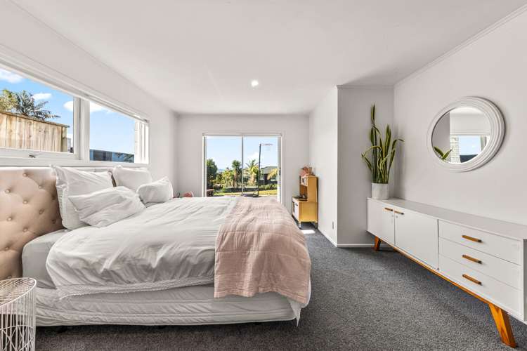 15A Seaview Road Castor Bay_24