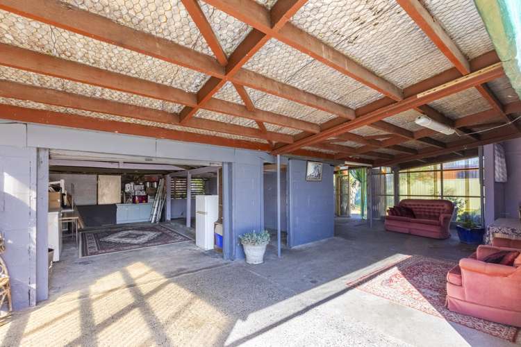 17 Read Crescent Clive_13