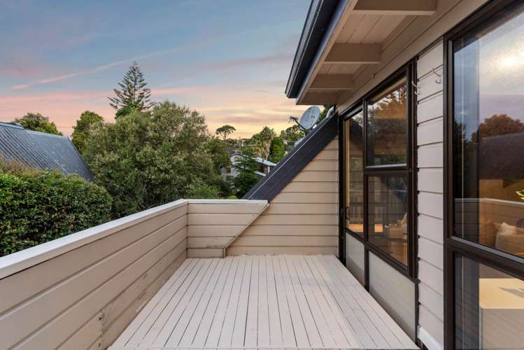 2/16 Matipo Road Mairangi Bay_27