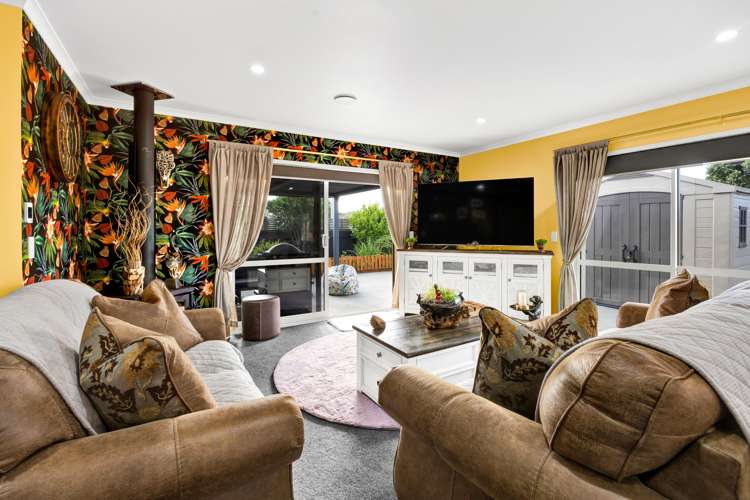 17 Hira Street Hawera_11