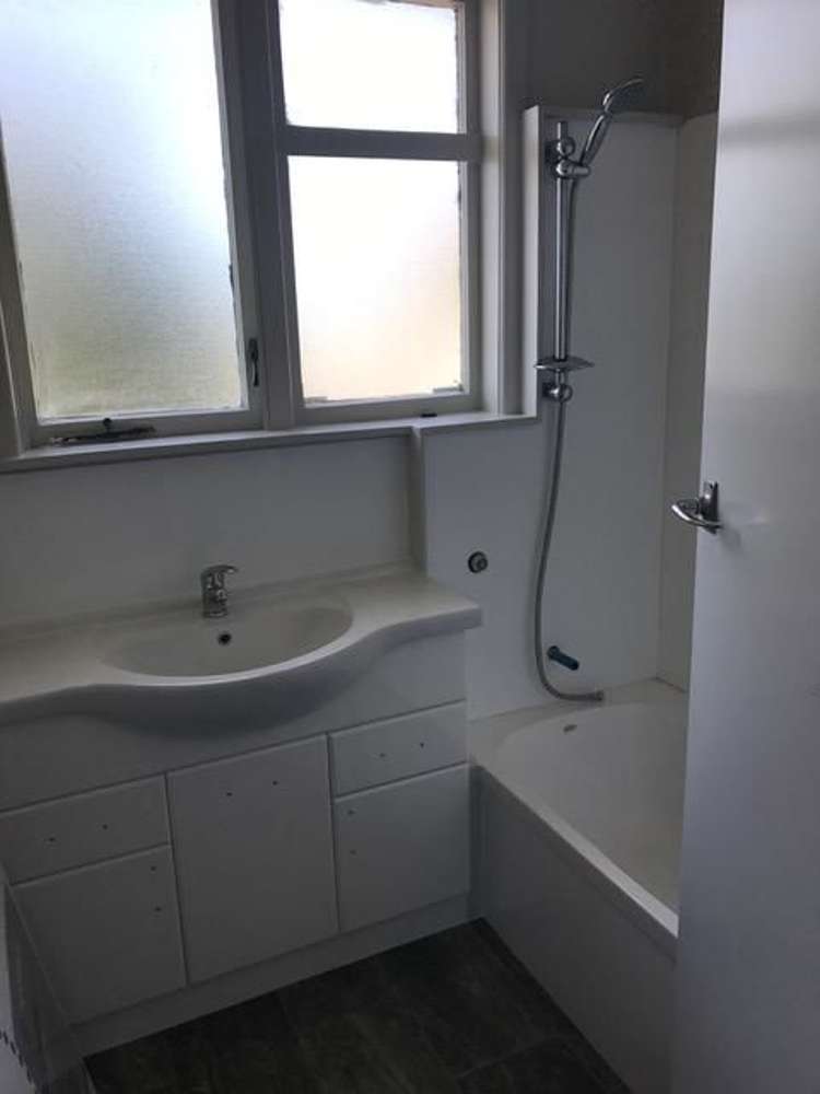 4 Grainger Road Te Atatu South_7