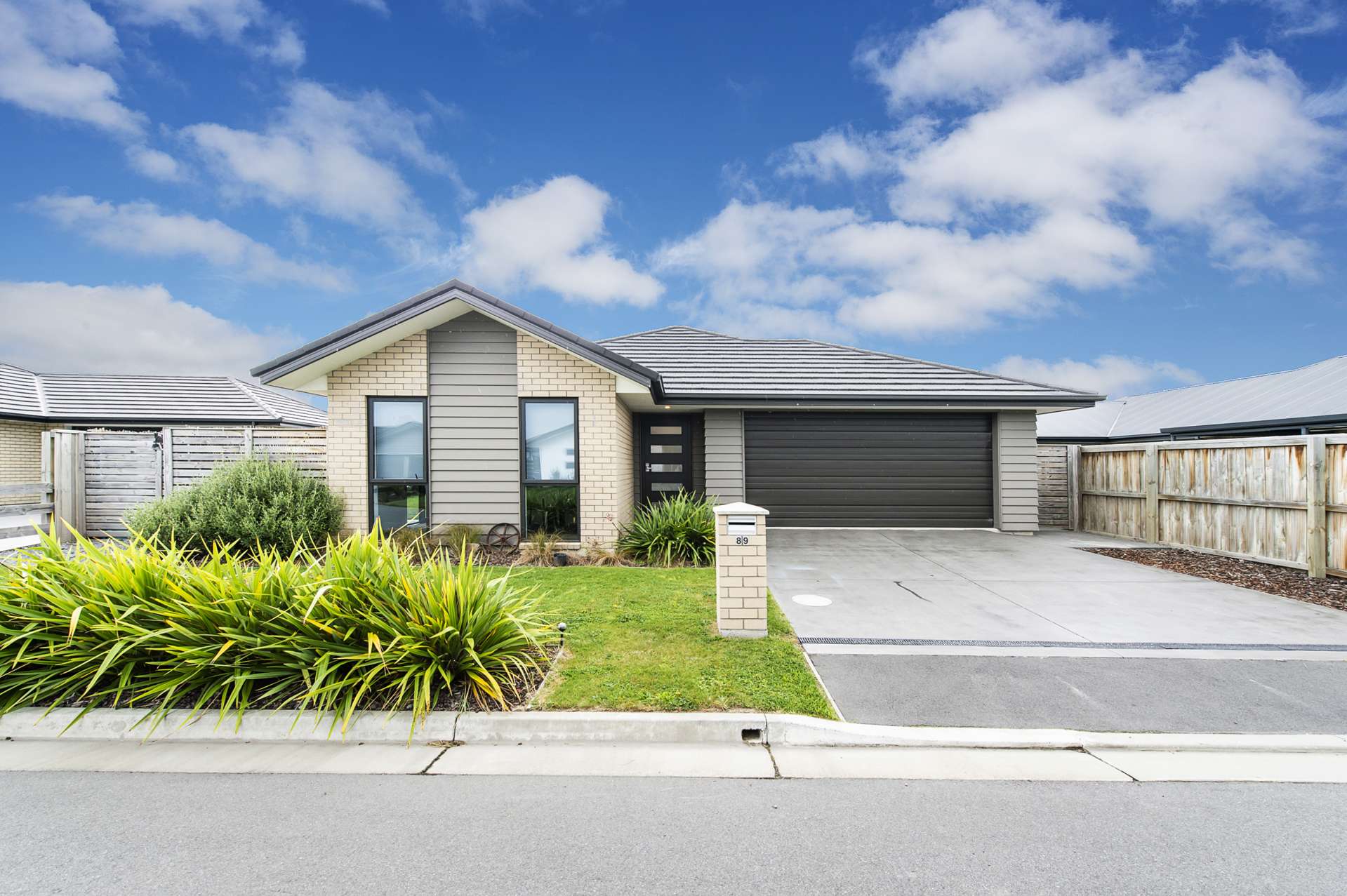 89 Sunline Avenue Lincoln_0