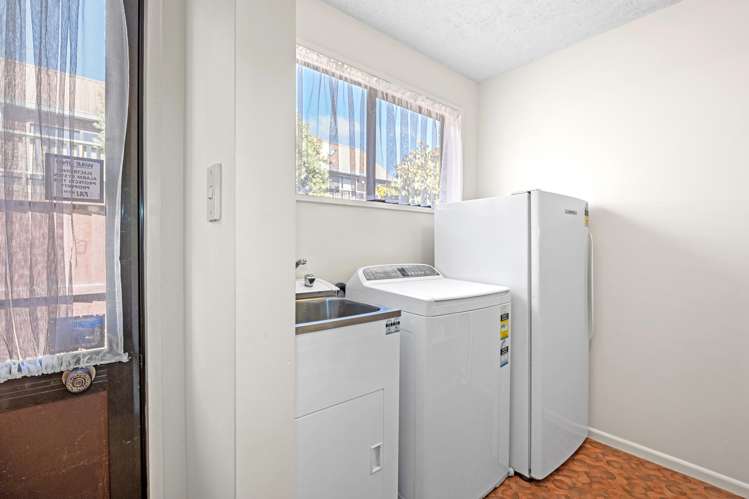 4A Wichita Place Burwood_12