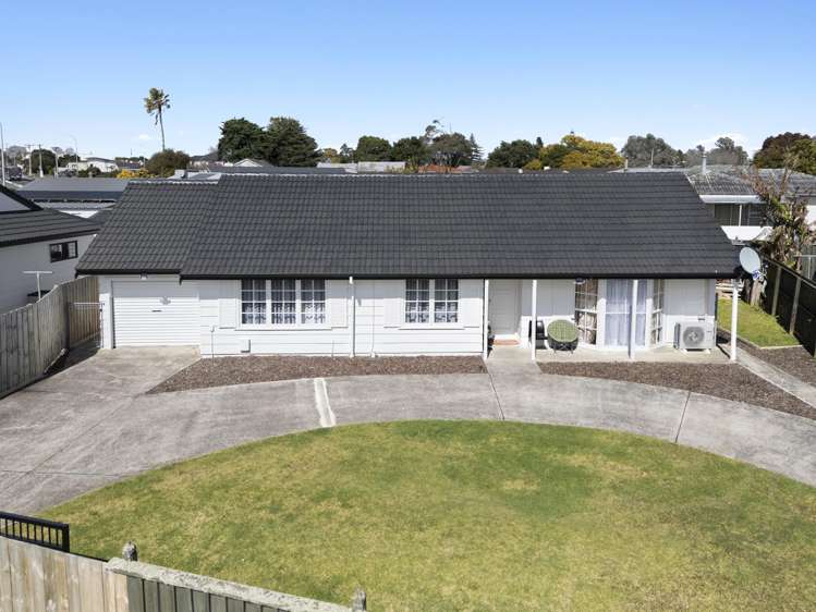 2 Staverton Crescent_2