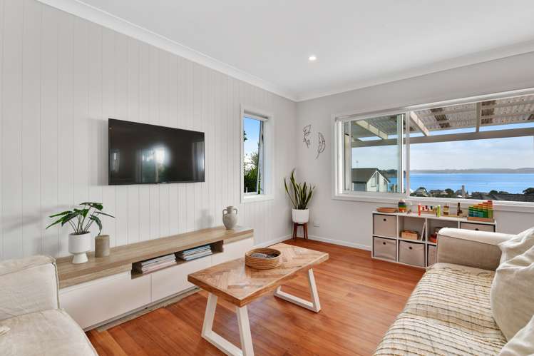954 Whangaparaoa Road Manly_1