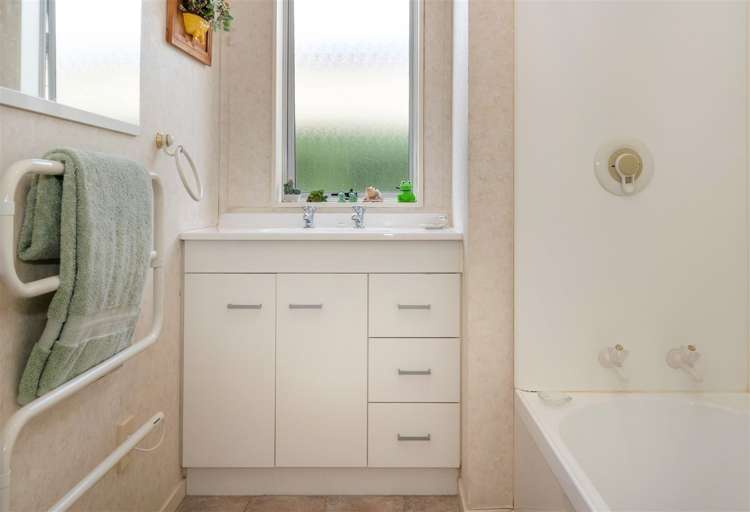 40 Cashmere Grove Witherlea_17