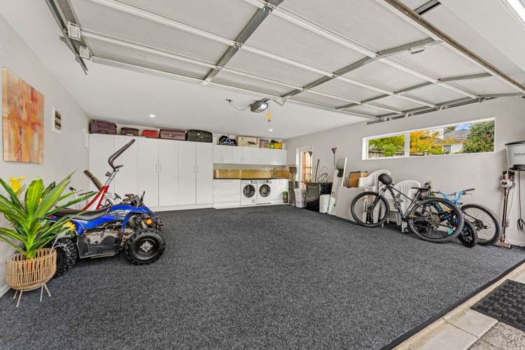 15 Farnol Street Hillsborough_21