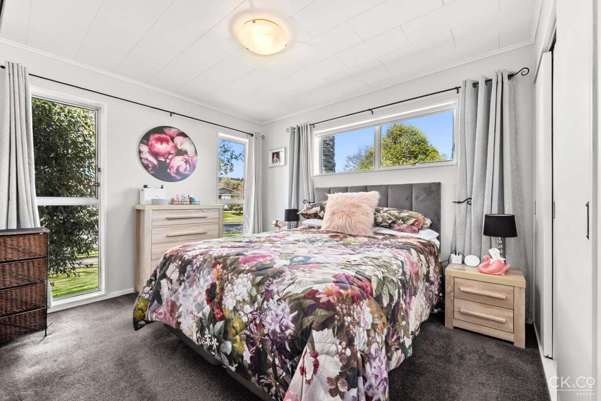 91 California Drive_5