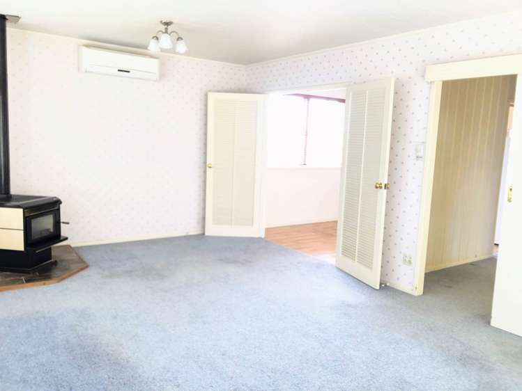 21 Eyre Street Henderson_7