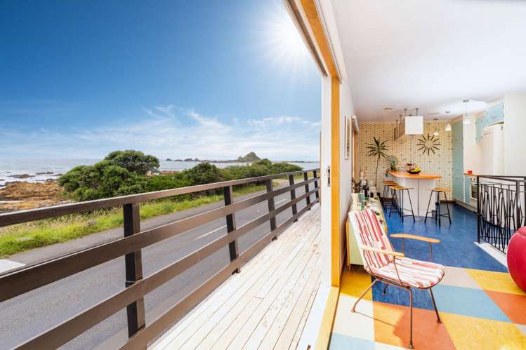 158 The Esplanade Island Bay_8