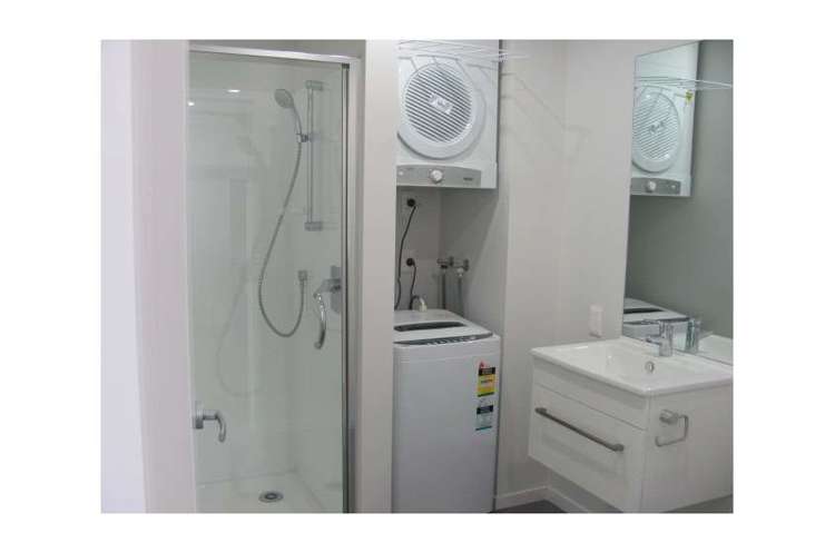 1105/20 Mccrae Way New Lynn_7