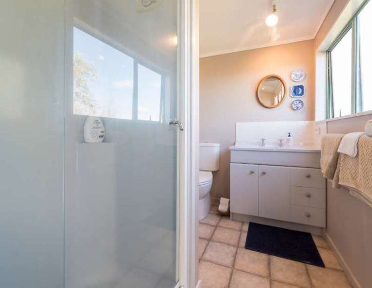 2/89 Harvey Street Waipahihi_13