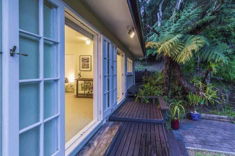 76 Laingholm Drive Laingholm_10