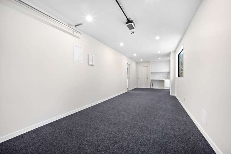 62 A,B,C Matipo Road Te Atatu Peninsula_16