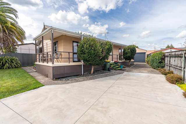 Owner has a plan, house need new owner!!!