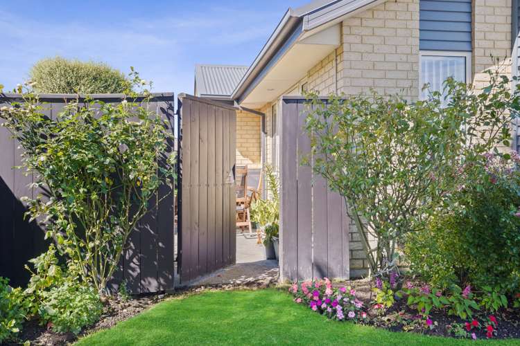 10 Charlie Stanton Place Shirley_19