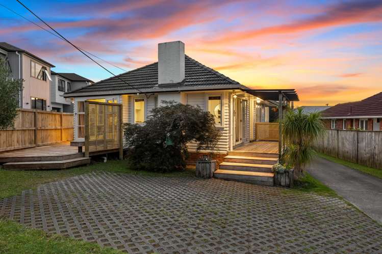 1/3 Mackenzie Street Te Atatu South_18