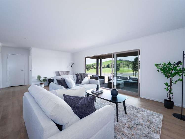 61 Admiralty Drive_1