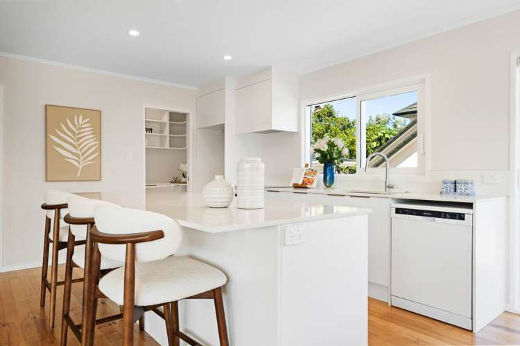 50 Sorrel Crescent Bucklands Beach_10