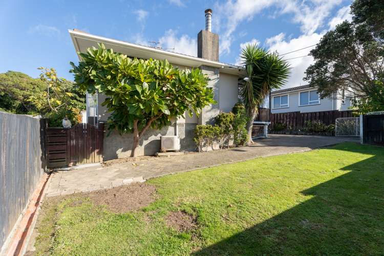19 Paenui Street Titahi Bay_35