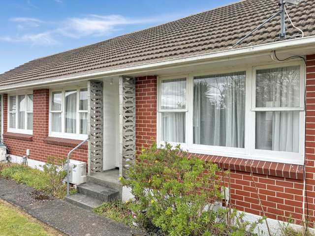 Partly renovated 2 bedroom unit