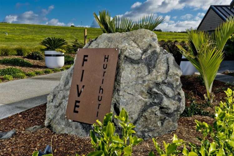 5 Hurihuri Road Okura Bush_23