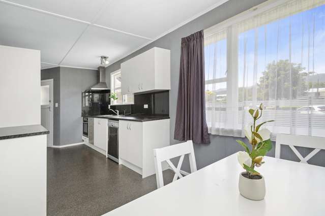 7 Kentucky Street Totara Park_4