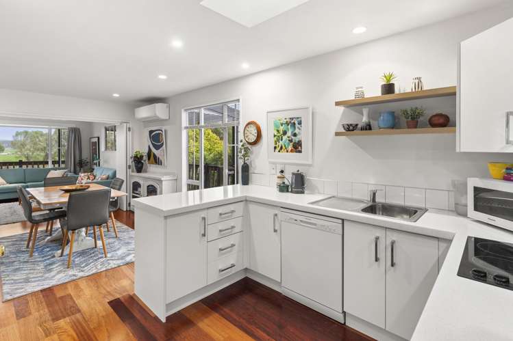 1692b Cust Road Cust_10