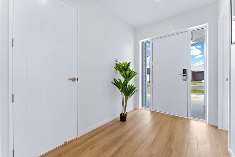 9a Uatoto Road Clarks Beach_1