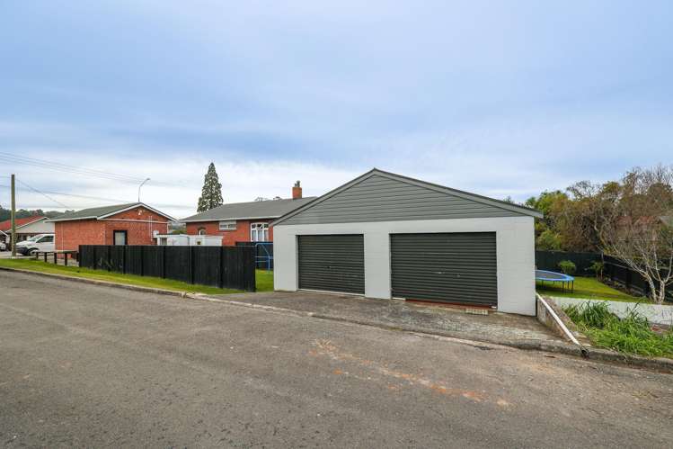 77 Main Road Fairfield_17