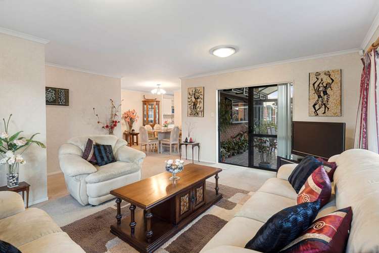 26 Farmdale Court Flat Bush_10