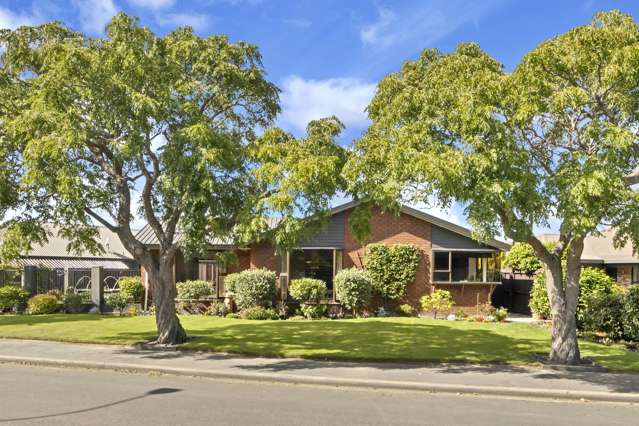 Room to Grow - Space to Entertain!