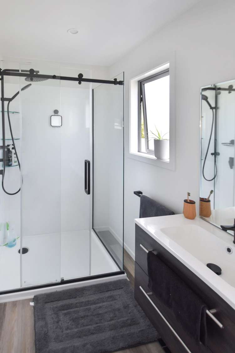 24 Maryburn Road Twizel_10