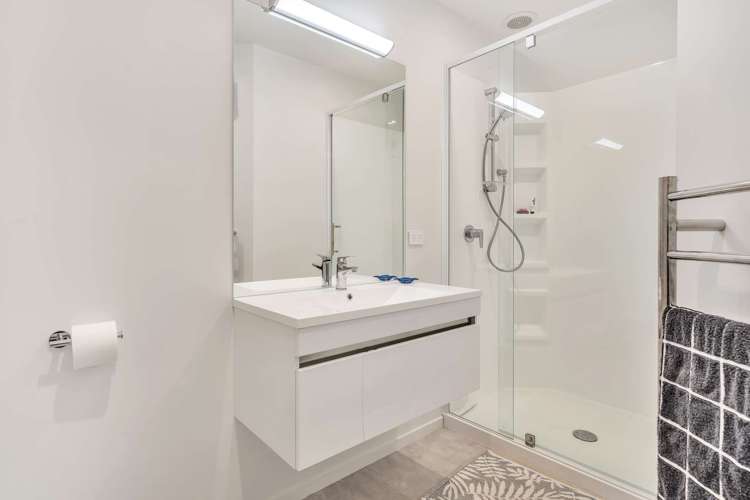 30 Bridgewater Lane Stoke_21