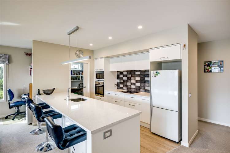 216d Te Awa Avenue Awatoto_5
