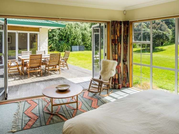 51 Coroglen Rise Pukerua Bay_13