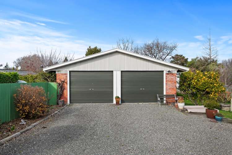 8 Ruthken Crescent Springlands_23