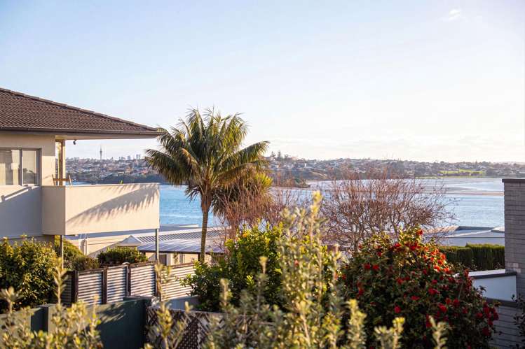 19 Takutai Avenue Bucklands Beach_11