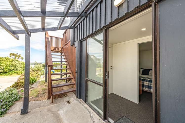 14 Okiwa Terrace Waiinu Beach_15