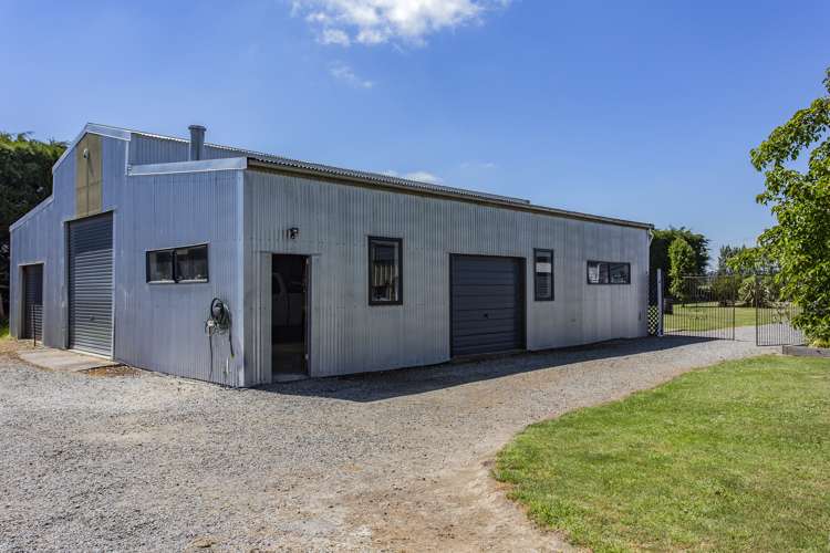 1856 Coaltrack Road Darfield_18